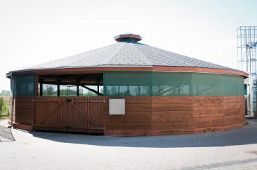 Pferdeführanlage für 4 Pferde 